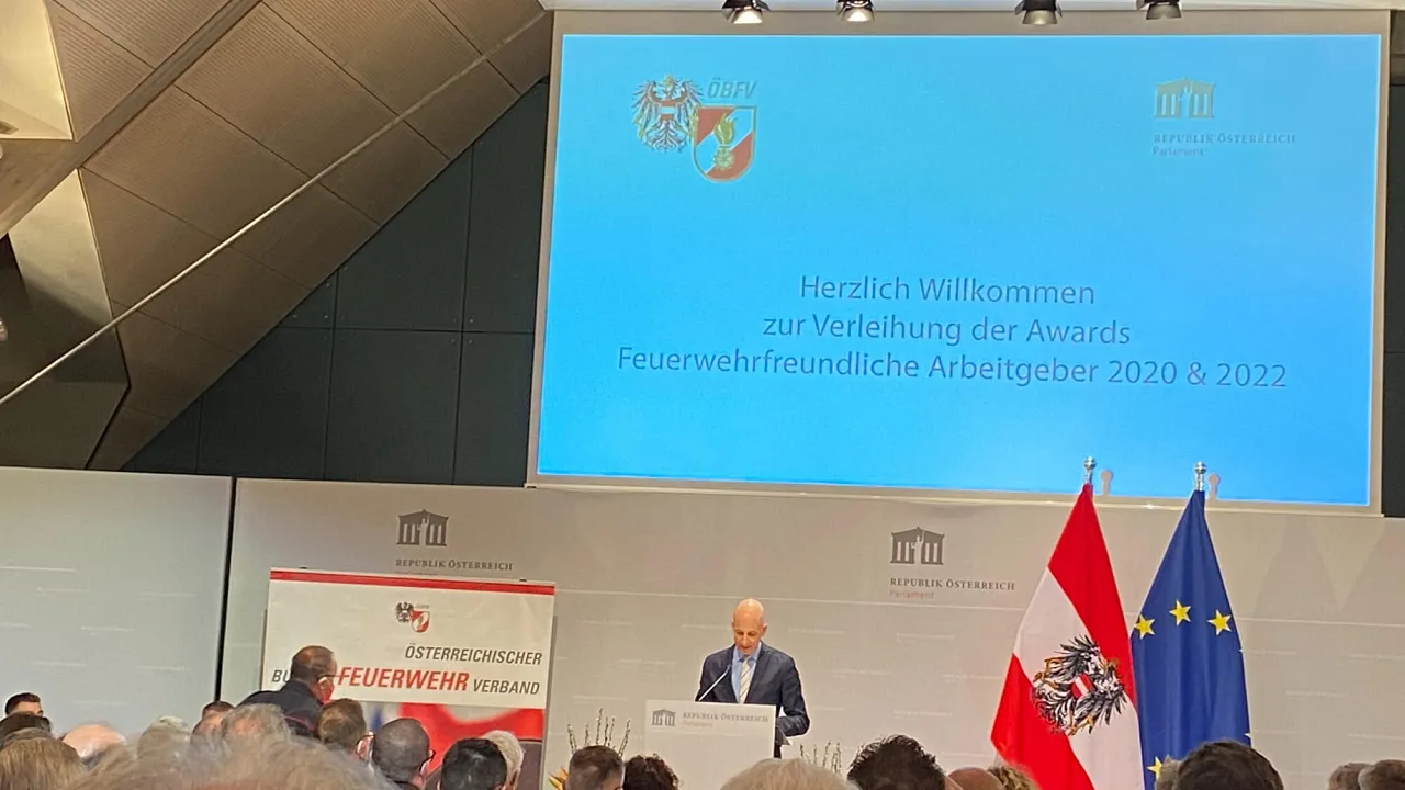 20220322_bundesauszeichnung_4.jpg