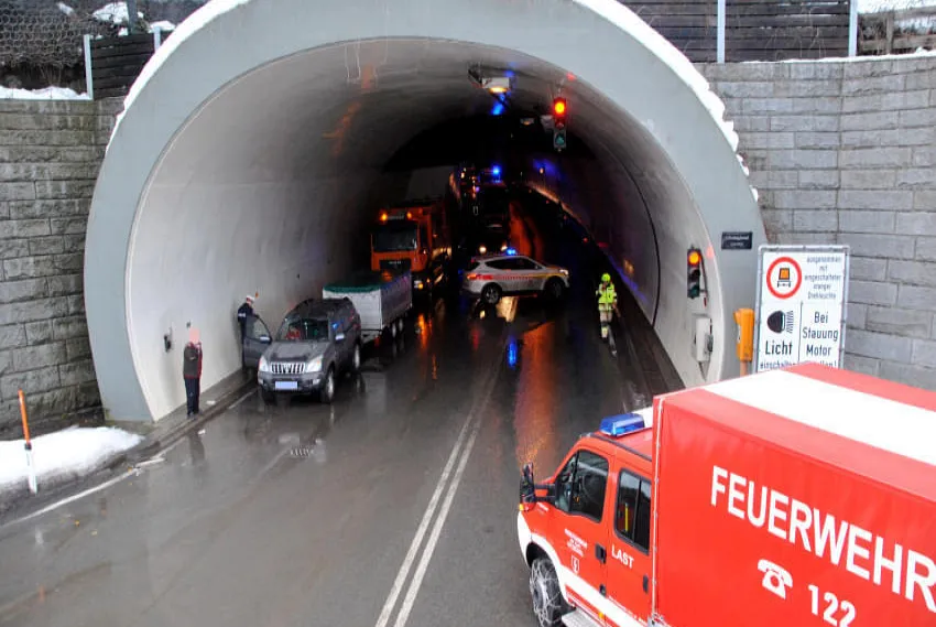 busunfall_kitz_5.jpg