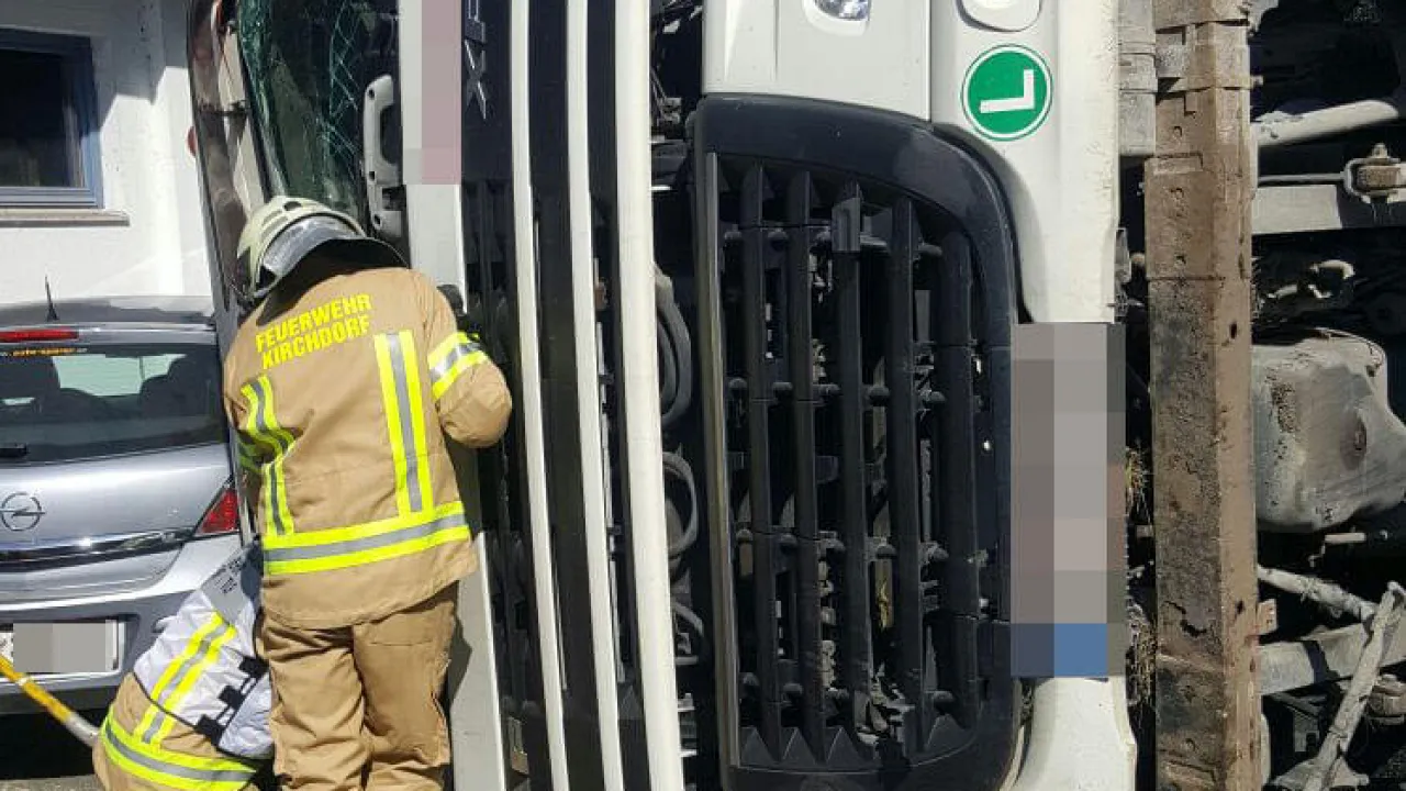 lkw_unfall1.jpg