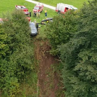 Fahrzeugabsturz-in-Going