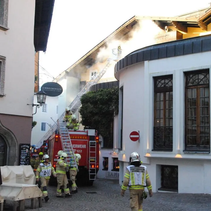 Grossuebung-und-Sanitaetsleistungspruefung-FF-Kitzbuehel